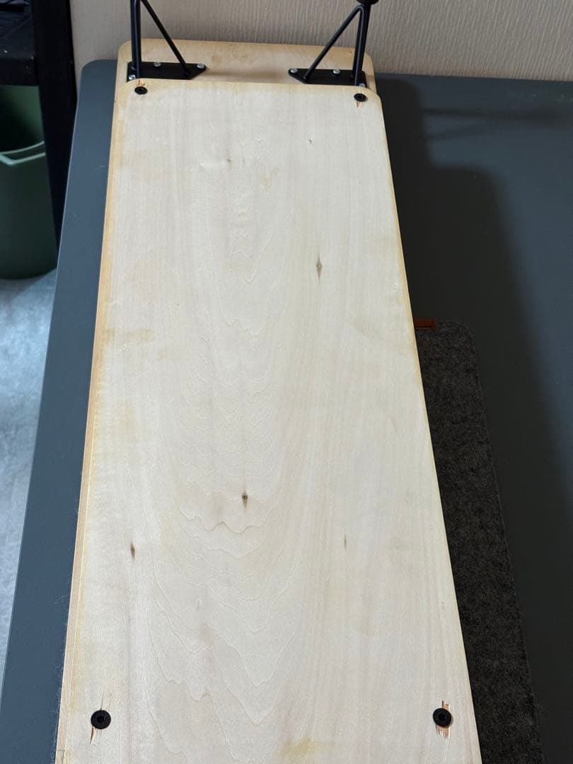 デスクシェルフ　天板リノリウム仕上げ