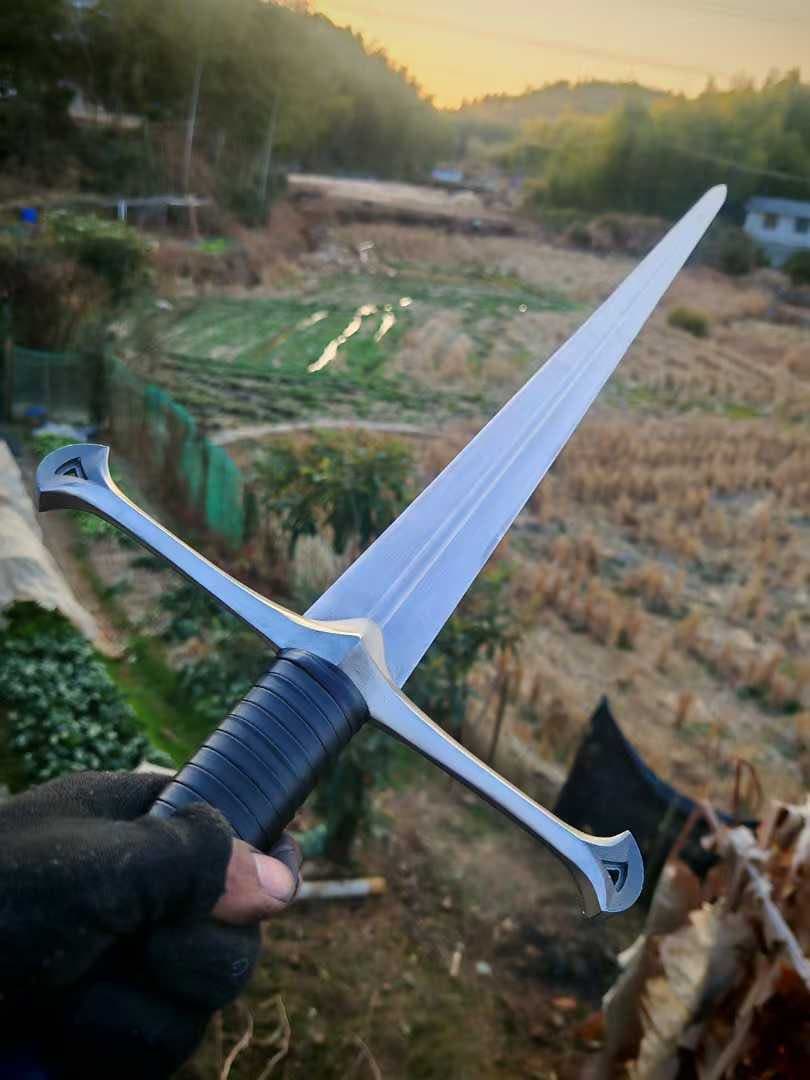 夕日の聖剣 西洋剣 模擬刀 日本刀 模造刀 鑑賞用 武具