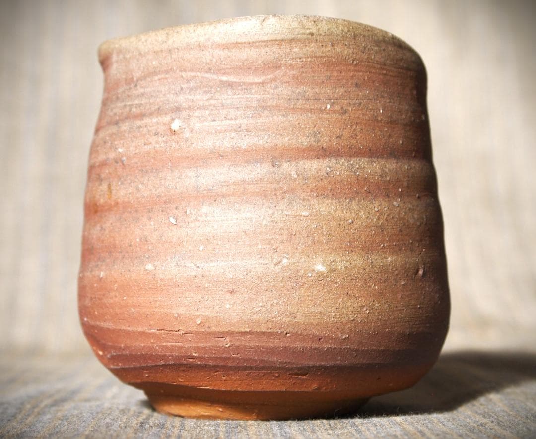 希少作★中村六郎【師：金重陶陽】★備前湯のみ★共箱・布