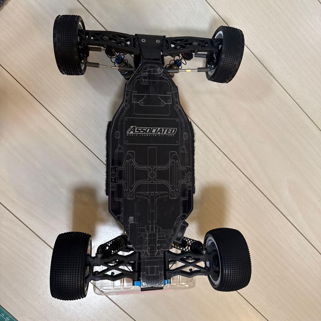 【ASSOCIATED/アソシエイテッド】B6.4 カーペット用　メカ付き