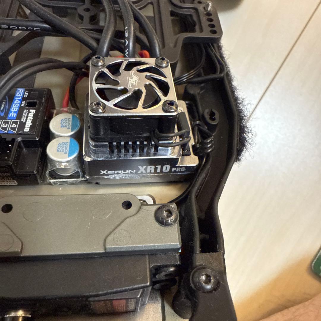 【ASSOCIATED/アソシエイテッド】B6.4 カーペット用　メカ付き