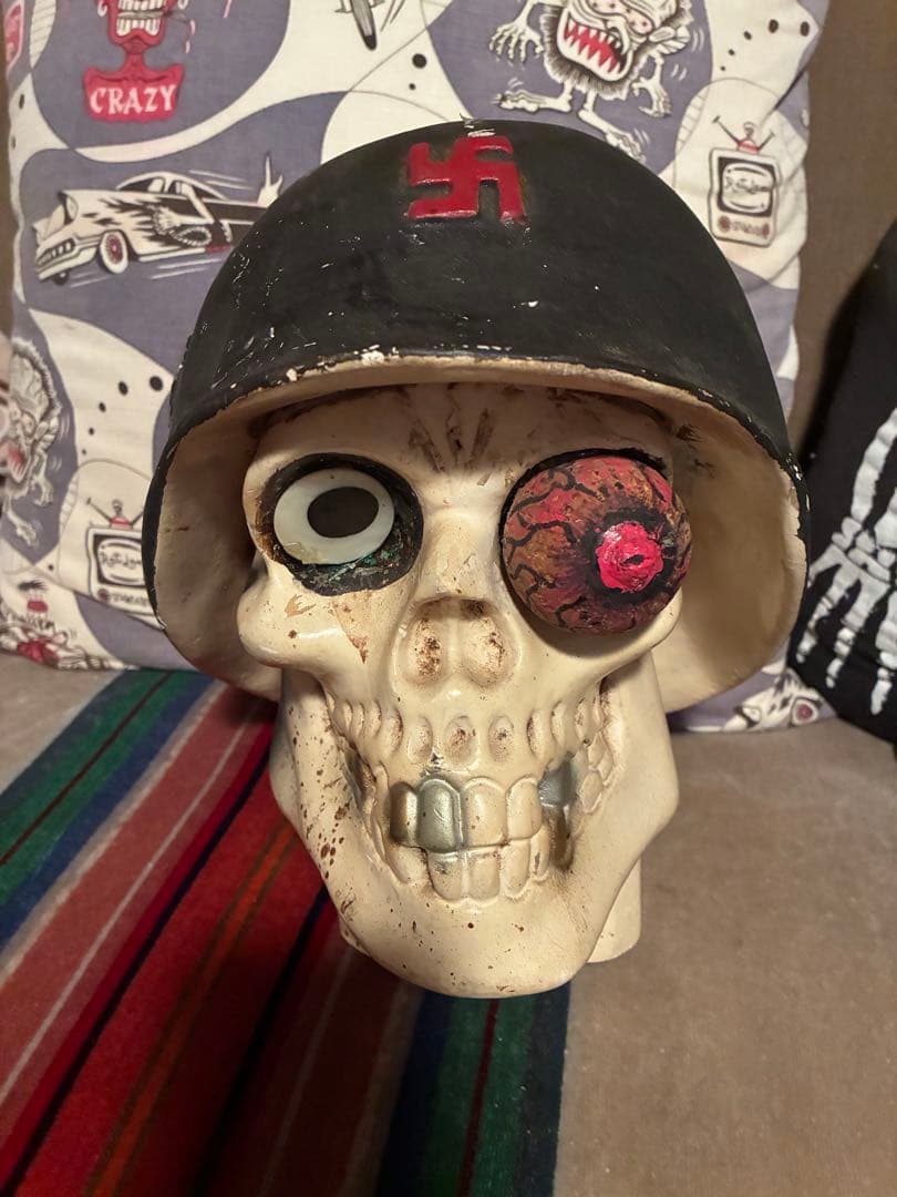 ビンテージ　スカル　髑髏　骸骨　貯金箱　インダストリアル　ネイバーフッド　レトロ