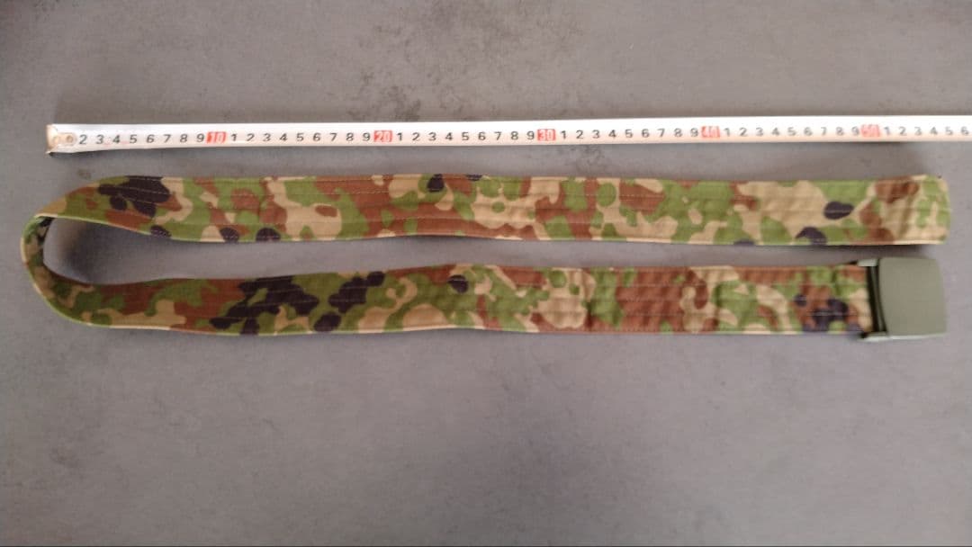 迷彩服セット アウターとパンツ