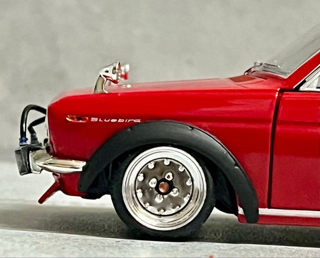 国産名車 1/24 ダットサン ブルーバード 510 カスタム 旧車 ミニカー