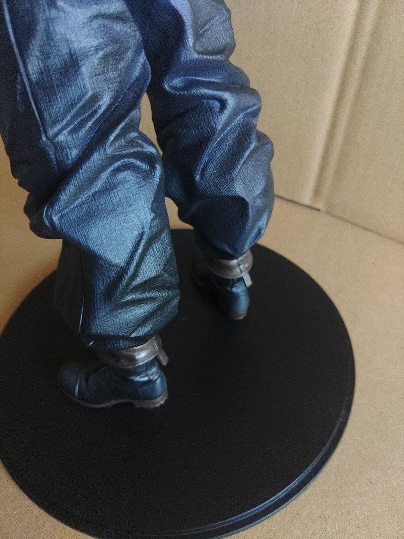 ファイナルファンタジー　クラウド　フィギュア