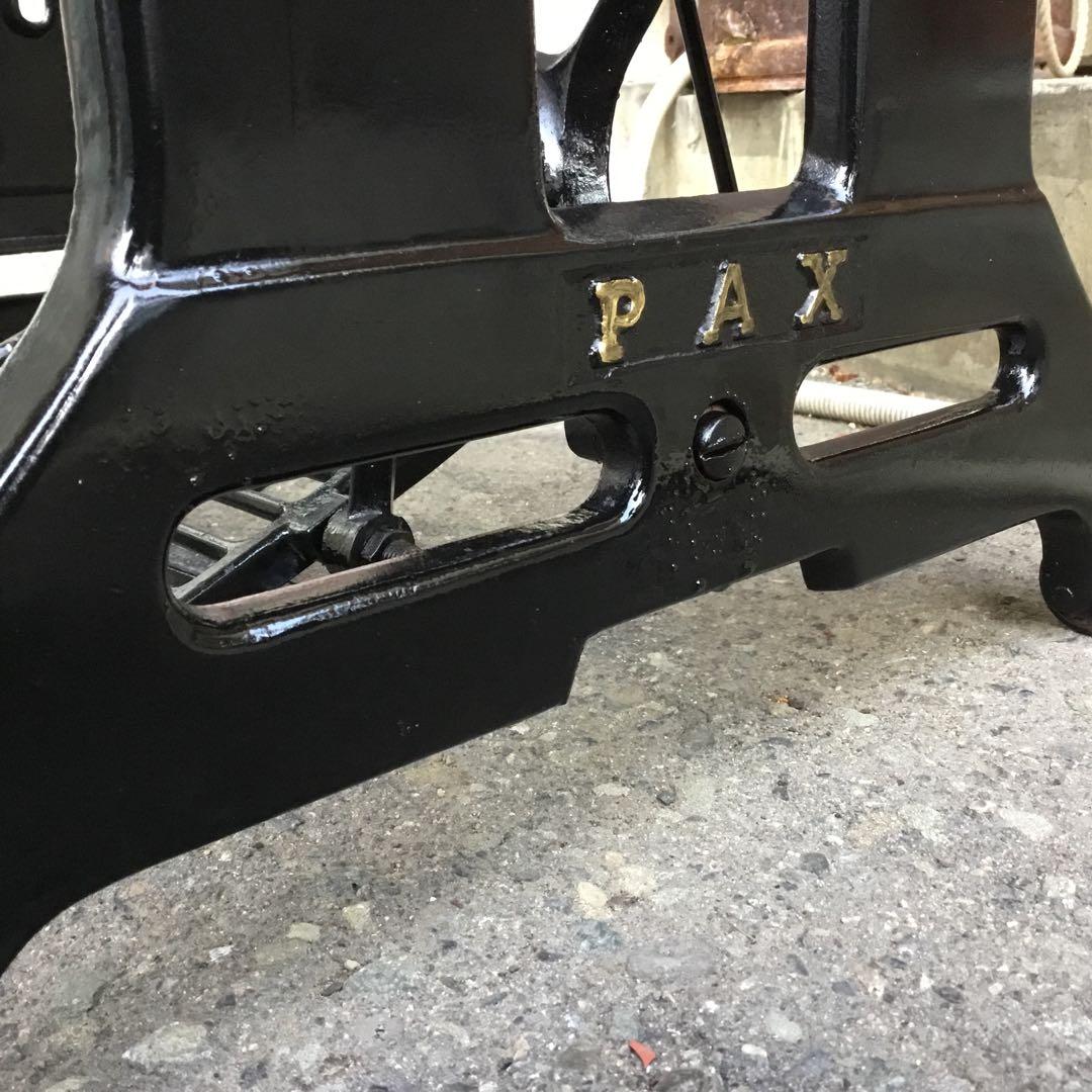 JACK　PAX 足踏みミシンの鉄脚　アイアン　テーブルに！