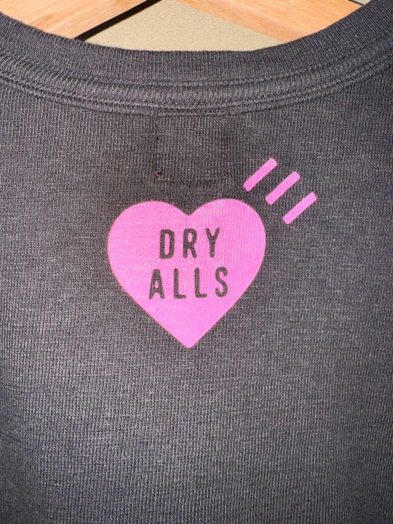 原宿限定　HUMAN MADE HeartT-Shirt black pink