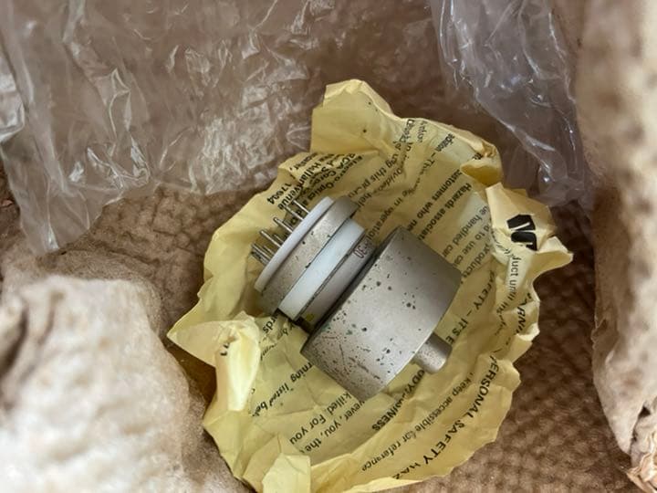 送信管　8122 (2個セット) 9/4 ⑦⑧