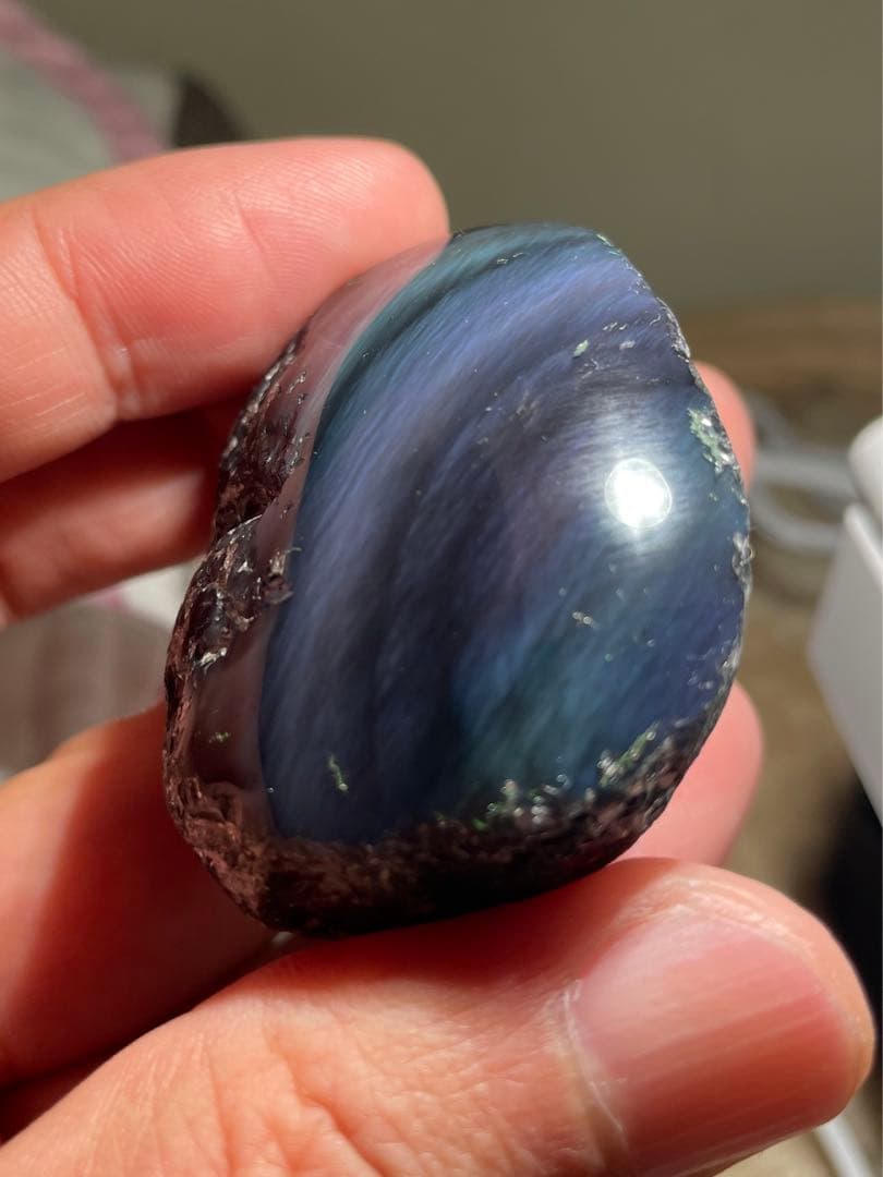 研磨品　十勝石玲瓏　複合色レインボーオブシディアン　特級品