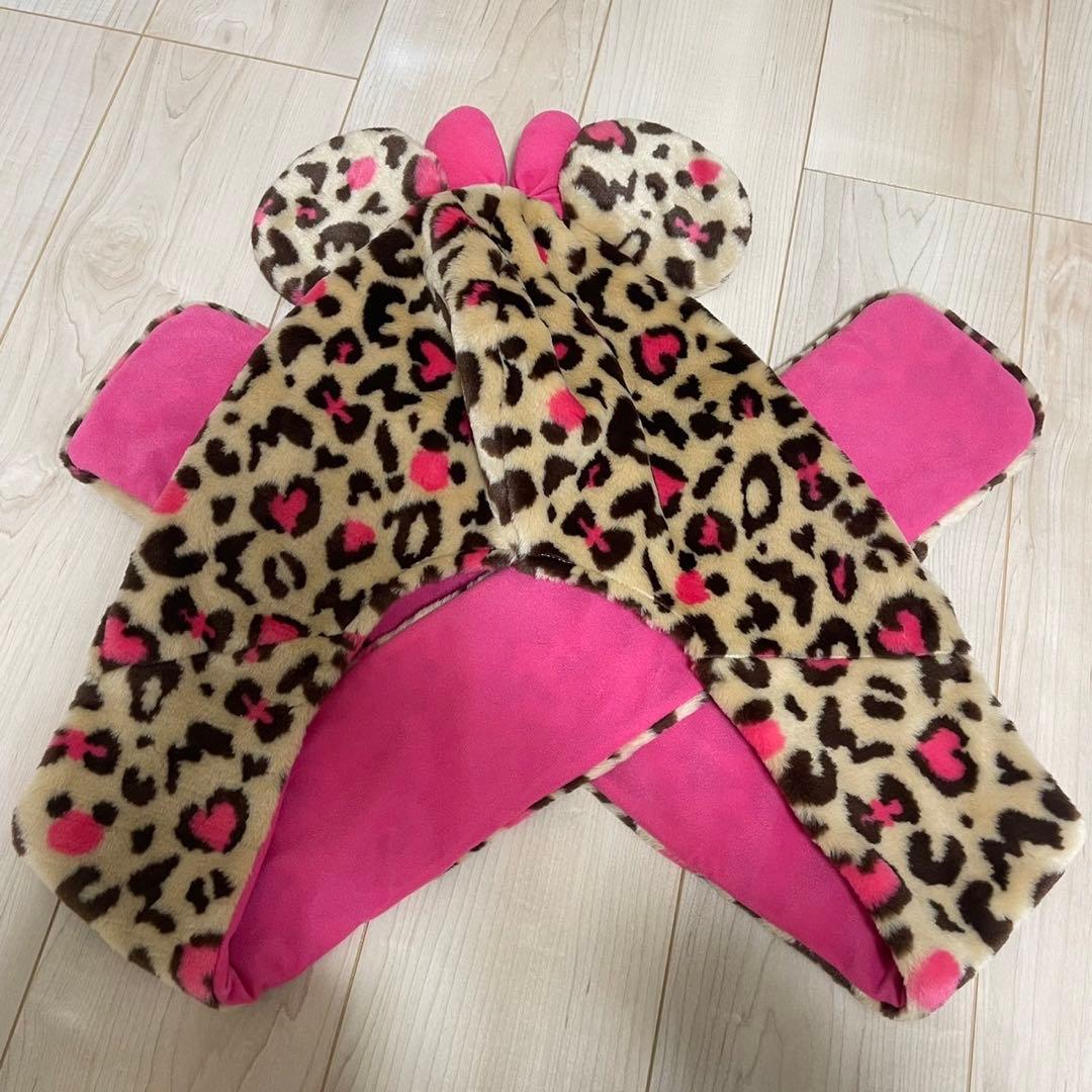 ディズニー ヒョウ柄　マフラーキャップ ピンクDisney マフラー ミニー