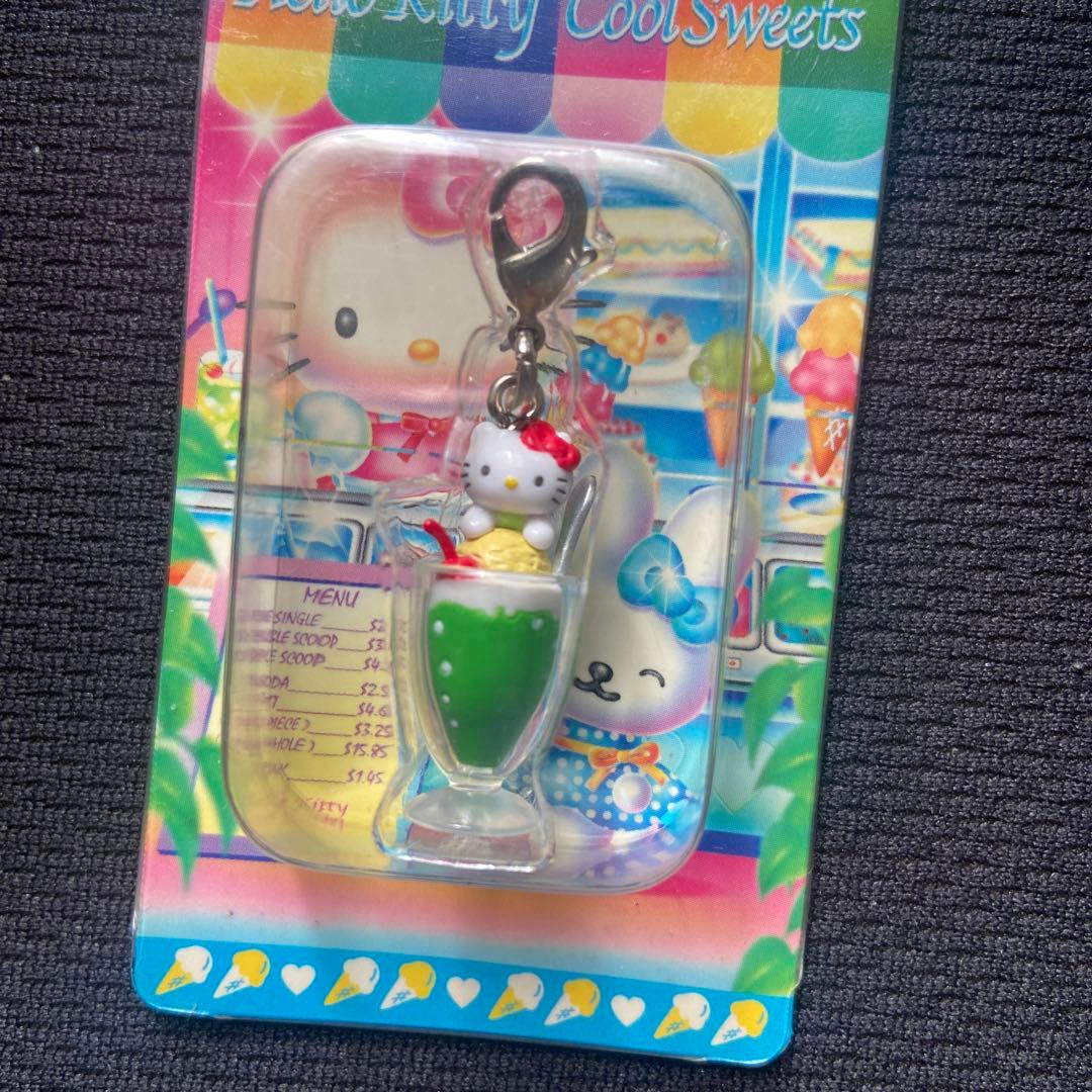 クールスイーツキティクリームソーダ根付ファスナーマスコットチャーム希少激レア原宿