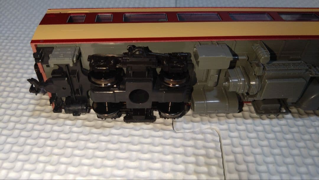 HOゲージ KATO キハ80(M付)(M無).81.82 4両セット　中古車両