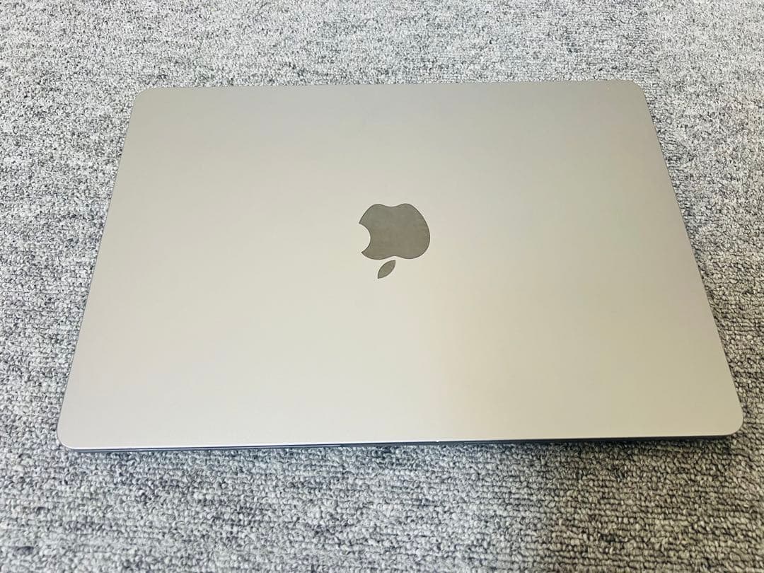 Macbook Air M2 13インチ 8GB 256GB