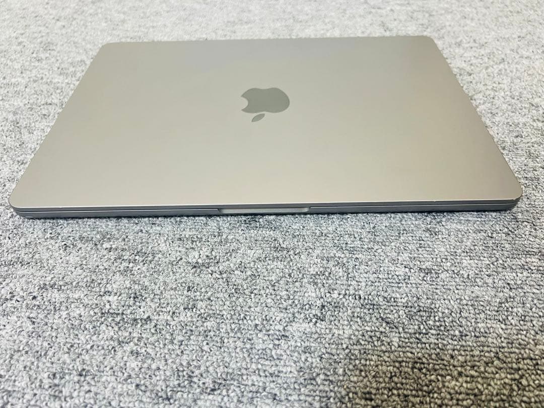 Macbook Air M2 13インチ 8GB 256GB