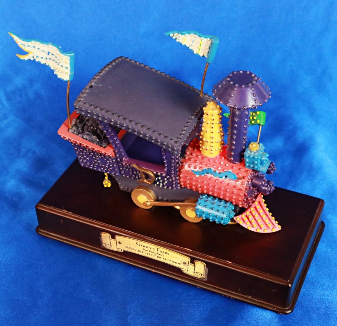 ディズニー　WDCC メインストリート 電気パレード グーフィーズトレイン