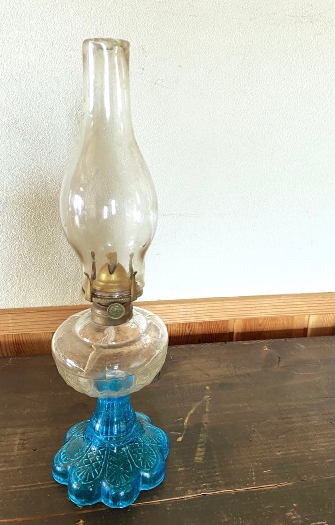 632 卓上ランプ　明治期　インテリア　青ガラスランプ　アンティークランプ