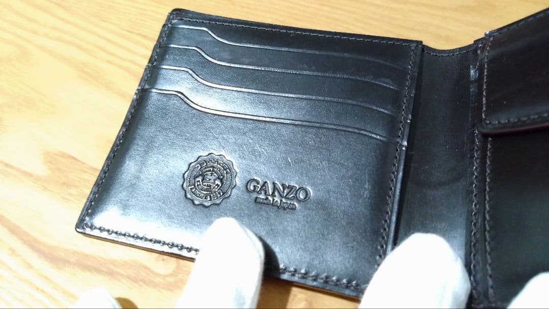 ガンゾ（GANZO）エイボン　芯通し　二つ折り財布（ダークブラウン）