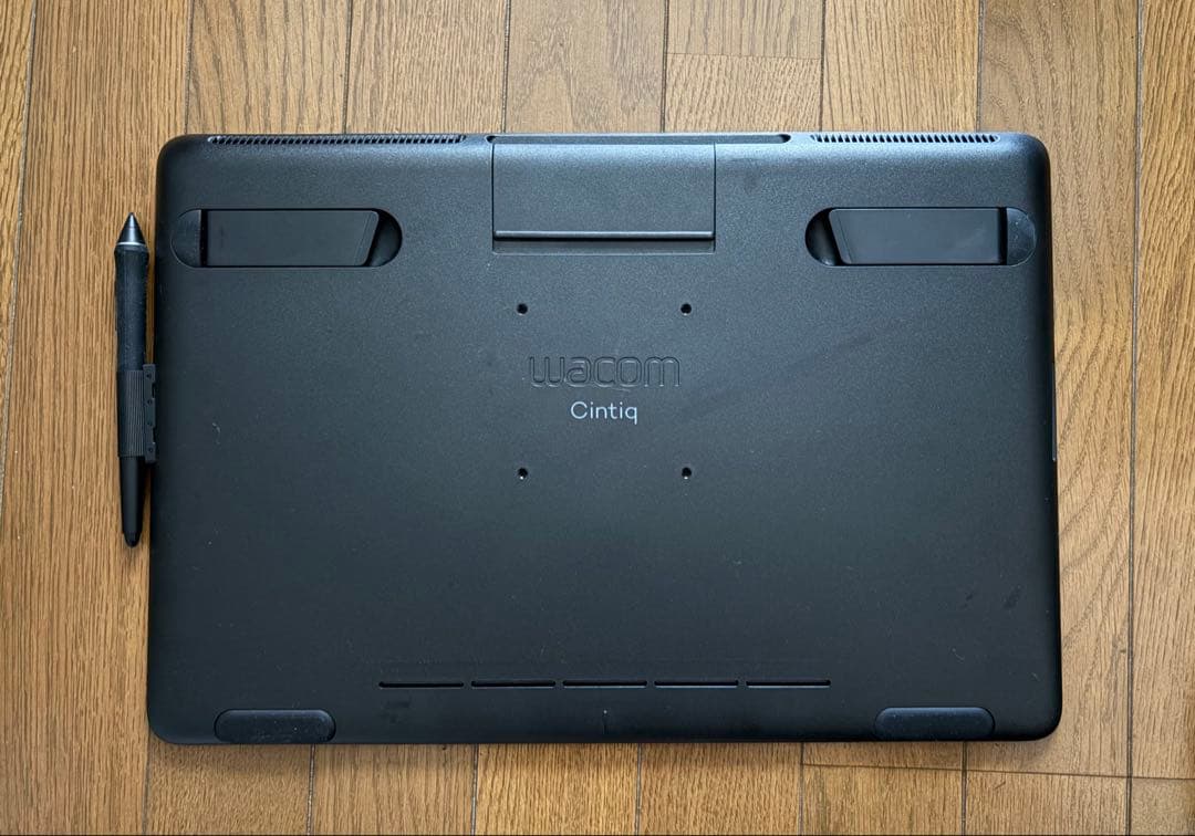 ワコム 液タブ 液晶ペンタブレット Wacom Cintiq 16