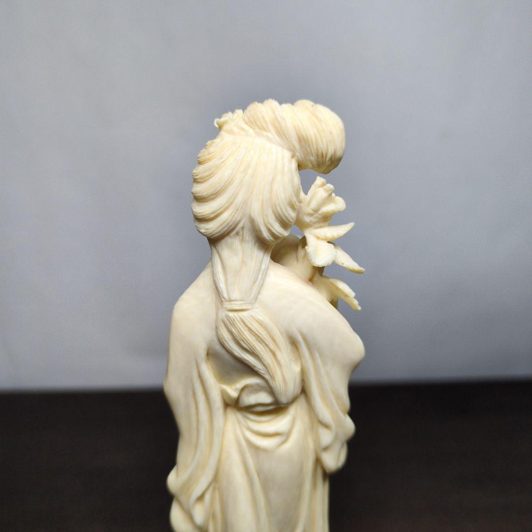 東洋彫刻 美人像 置物 高さ約18cm