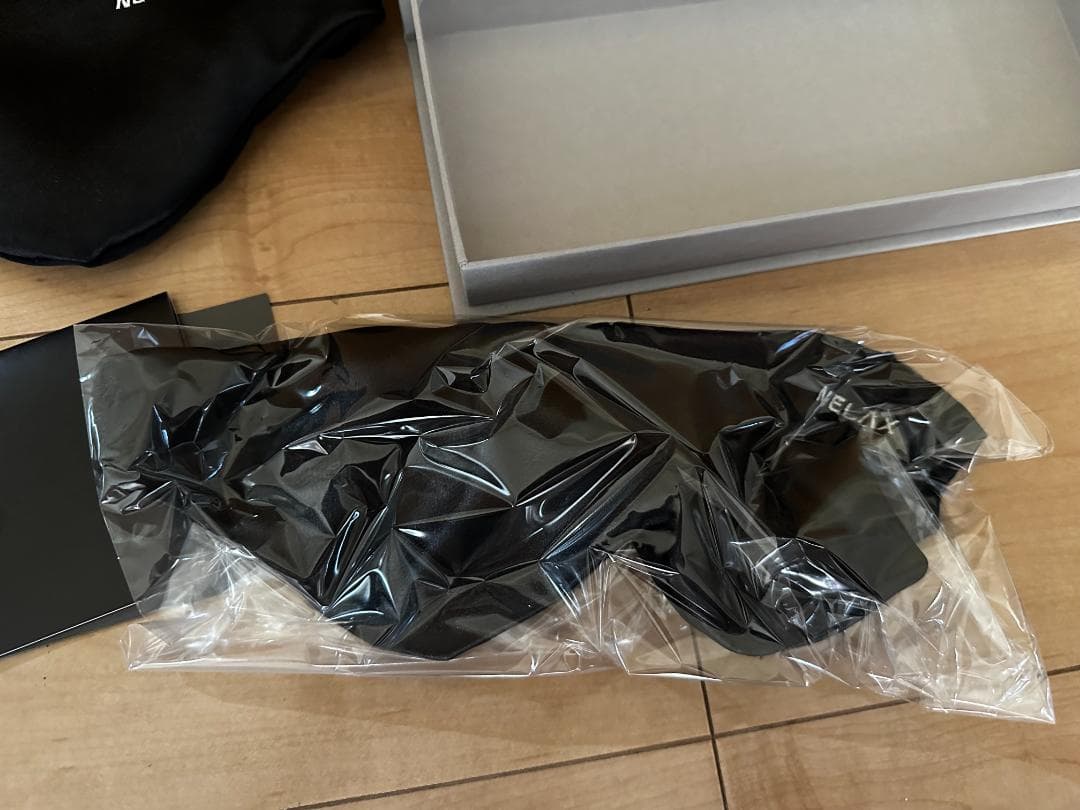 NELAX 加重アイマスク