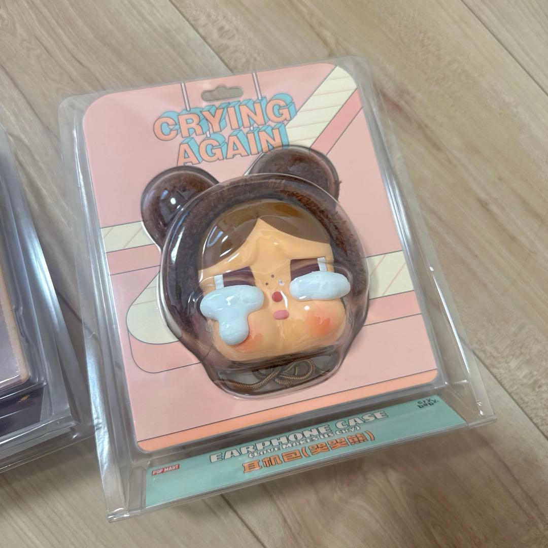 POP MART クライベイビー　ラブブ