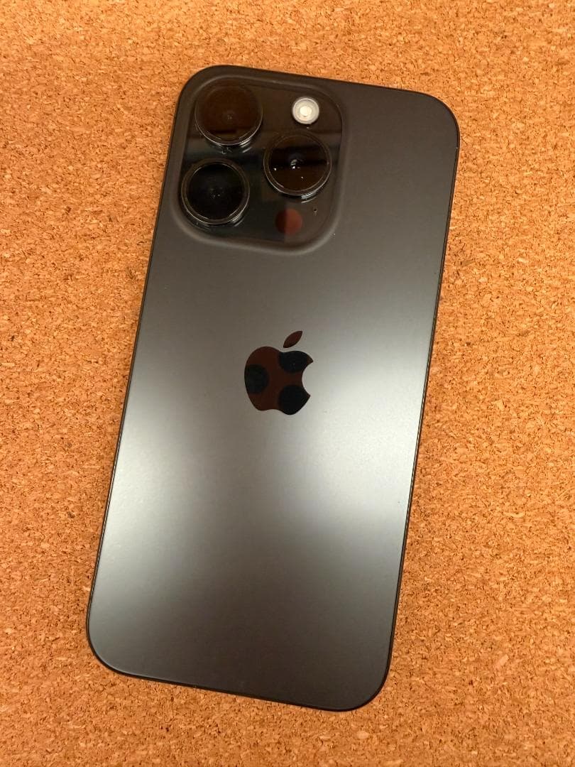 iPhone 15 Pro ブラック 128 GB バッテリー100%