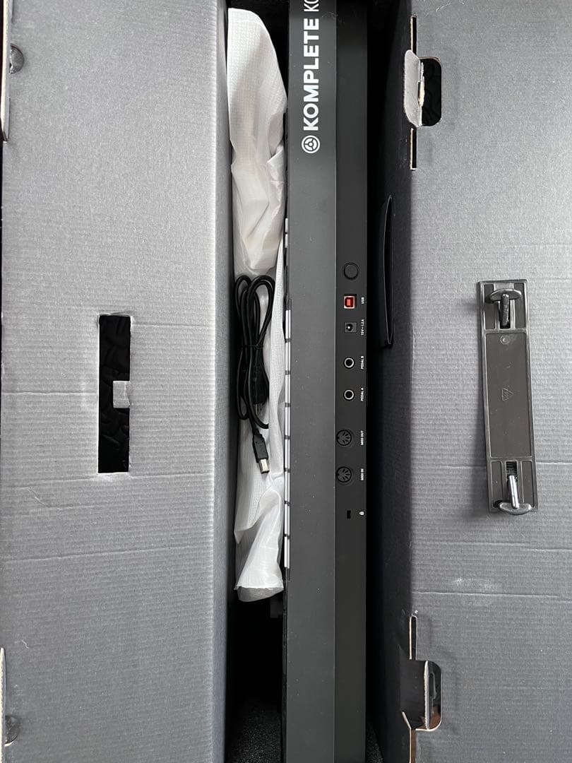 DTM KOMPLETE KONTROL MK2 49鍵 MIDIキーボード