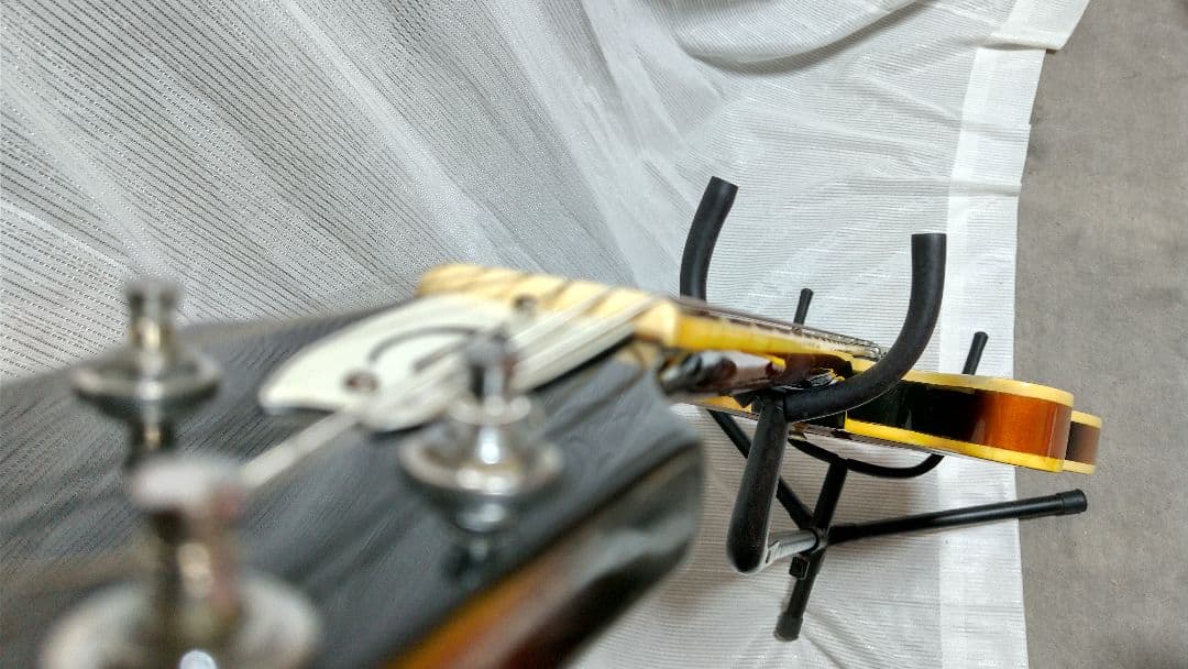 エピフォン リビエラ サンバースト ベージュラベル(1982年マツモク製)