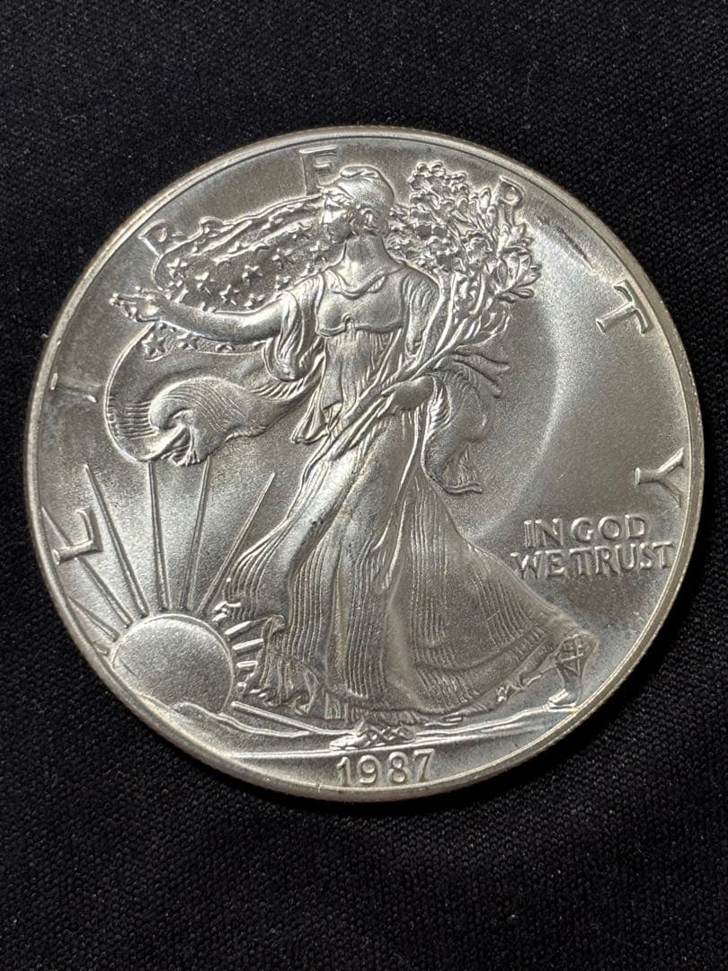 イーグル銀貨　1987年　アメリカ合衆国造幣局発行　1オンス銀貨　純銀31.1g