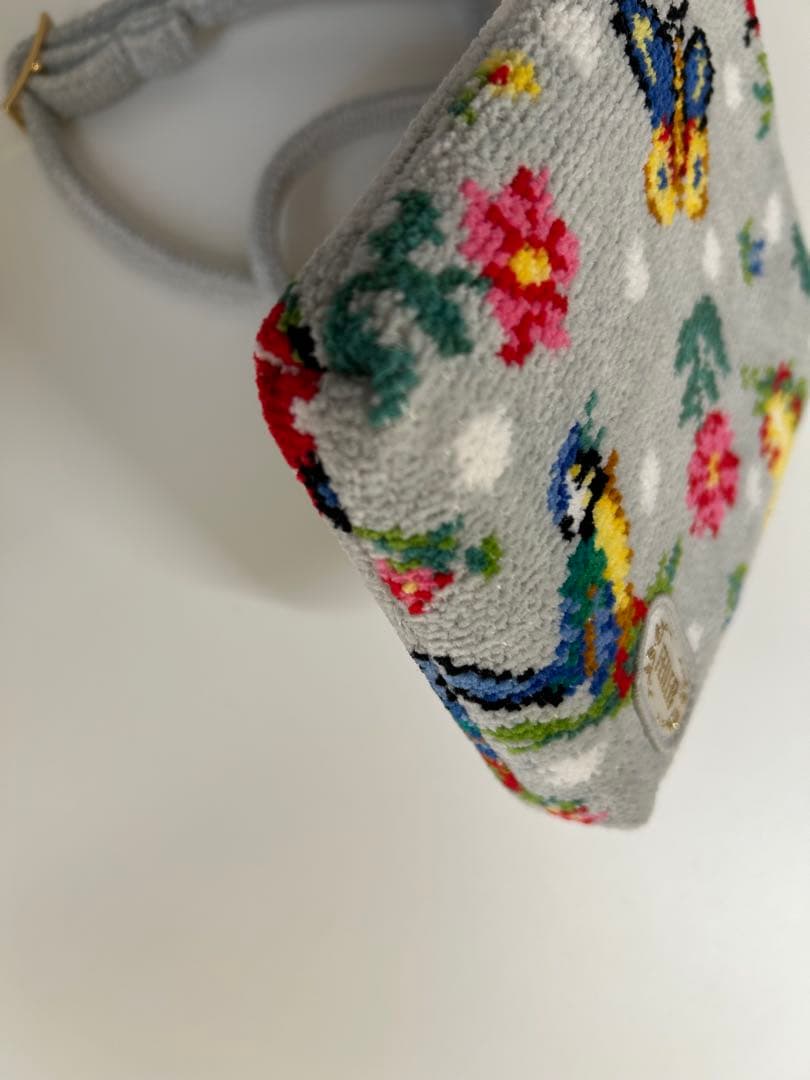 フェイラー　スマホショルダーバッグ