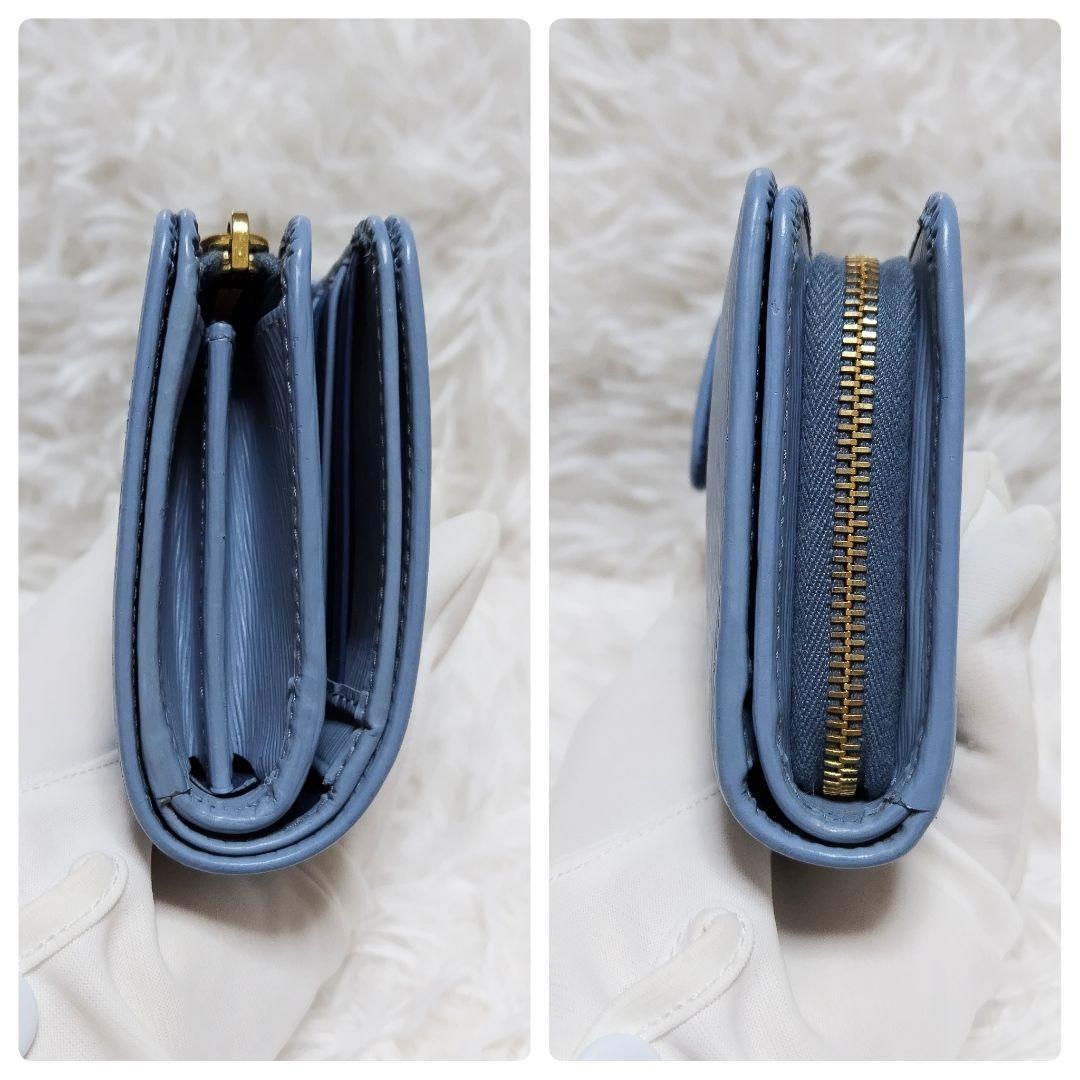 レア極美品✨プラダ◇バイカラーミディアム二つ折り財布　ゴールド金具ネイビーブルー