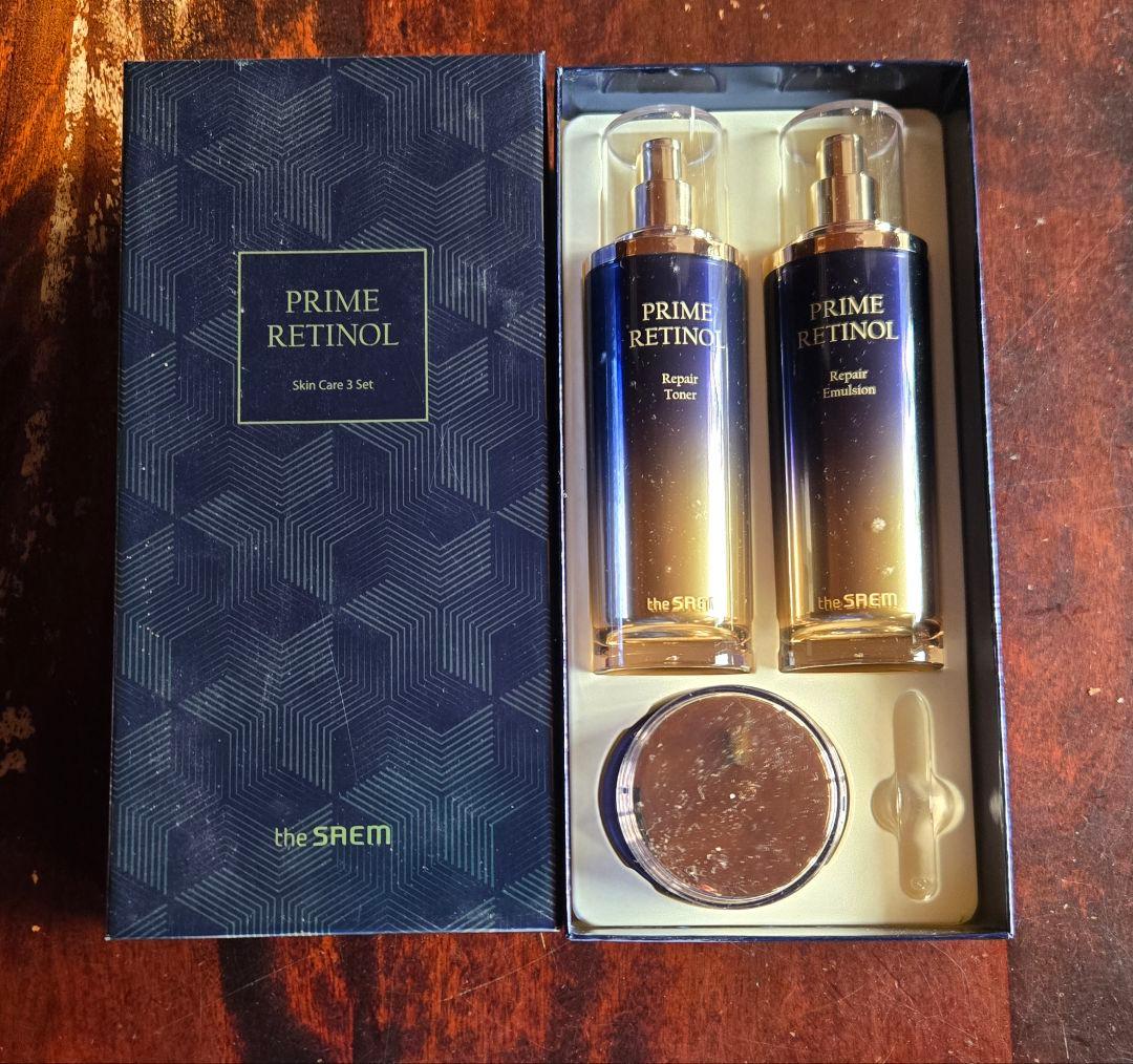 the SAEM PRIME RETINOL スキンケアセット