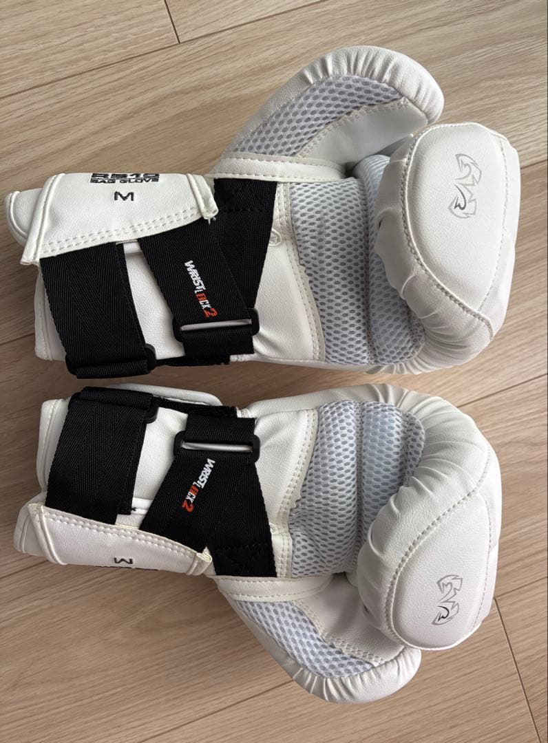 RIVAL D3O バックグローブMサイズ ホワイト