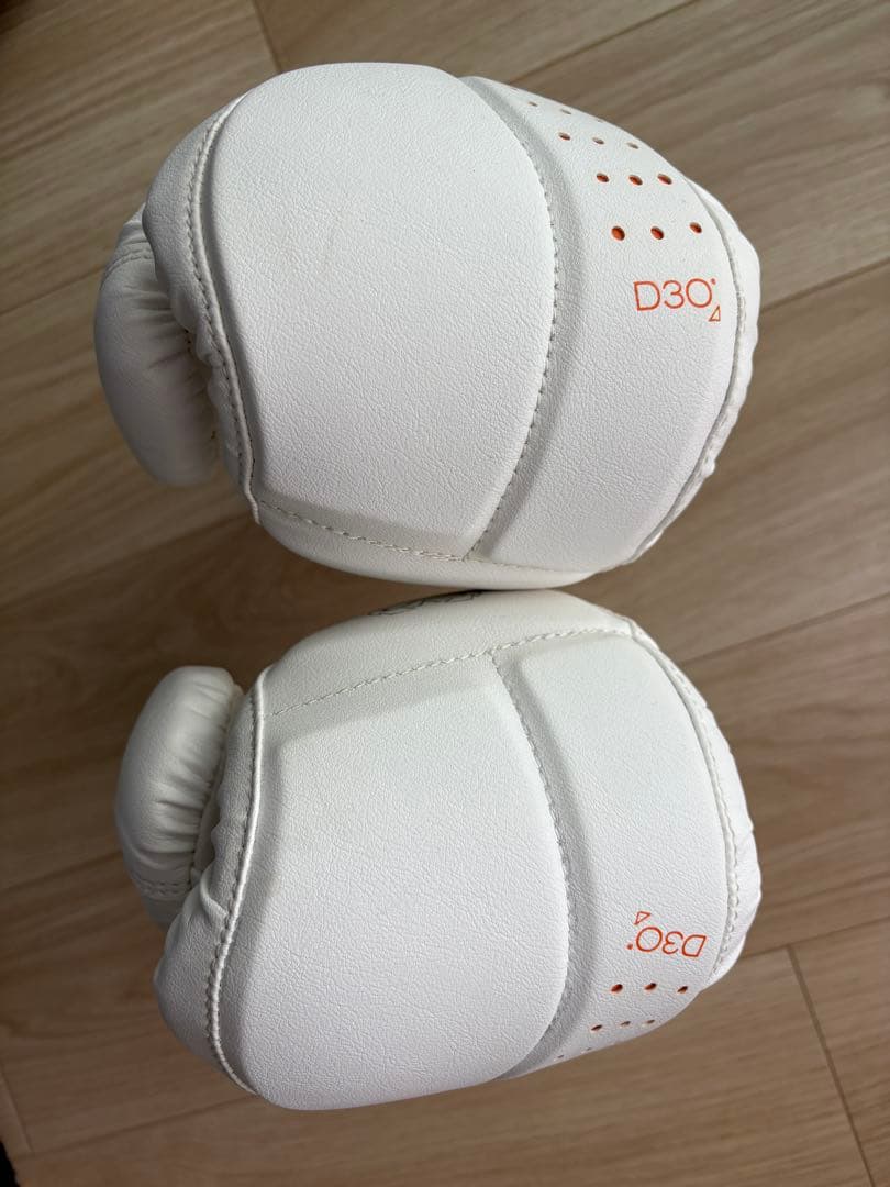 RIVAL D3O バックグローブMサイズ ホワイト