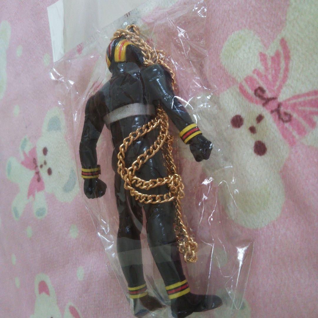 美品仮面ライダーblackブラックソフビ人形ネックレスペンダントサブカル系雑貨