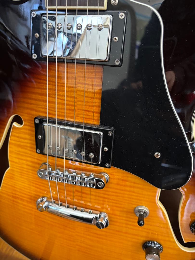 新品同様　SIRE（サイアー）H7 ラリーカールトン セミアコ