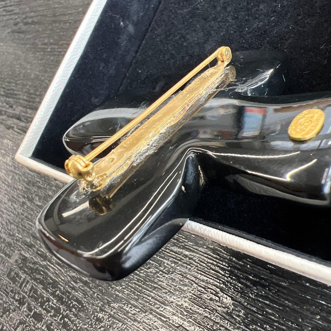 O677 CHANEL シャネル　ブローチ