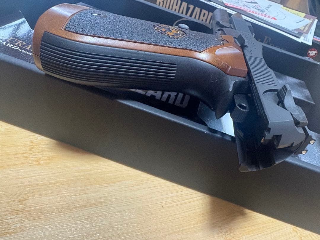 東京マルイ サムライエッジ バイオハザード