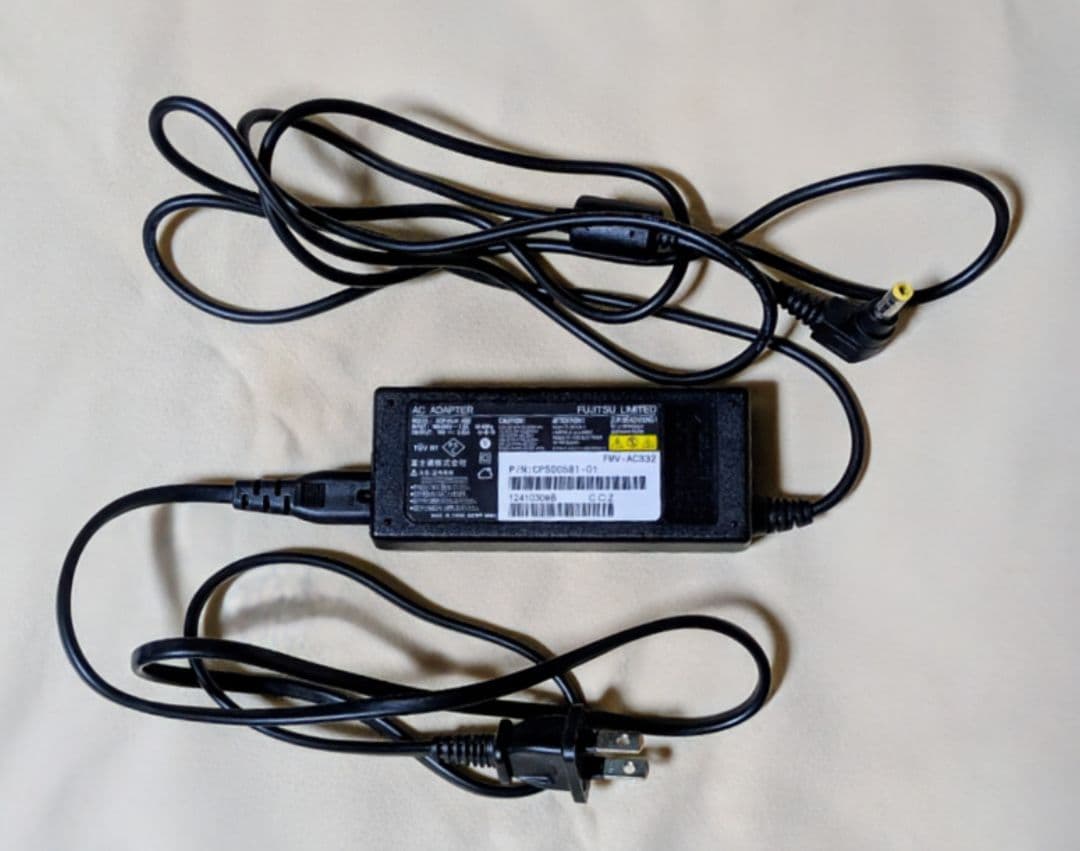 富士通FUJITSU FMV LIFEBOOK S904/J ジャンク