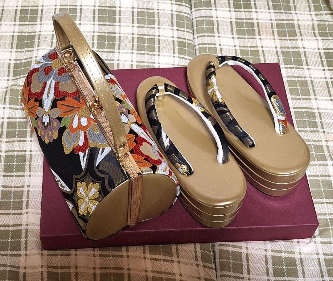 成人式バッグと草履セット