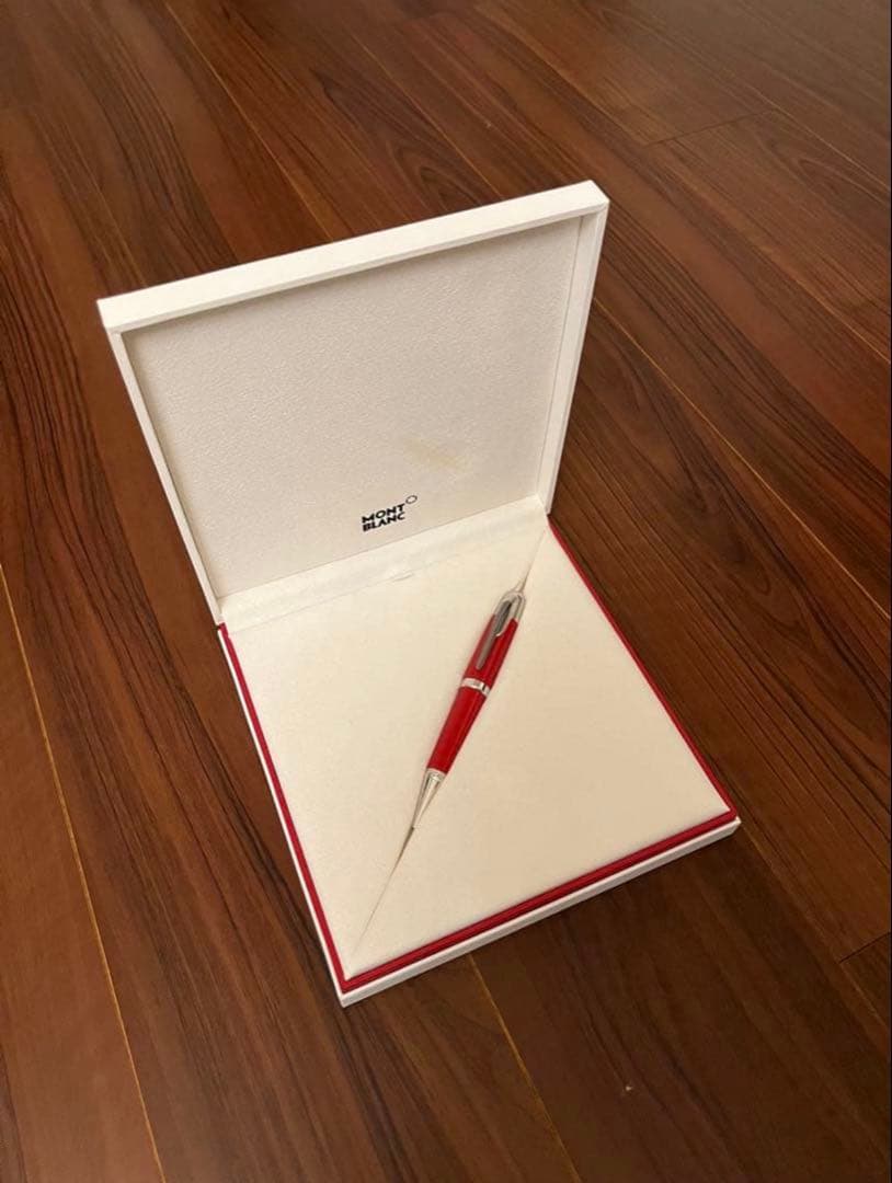 【新品未使用】モンブラン グレートキャラクターズエンツォ・フェラーリ ボールペン