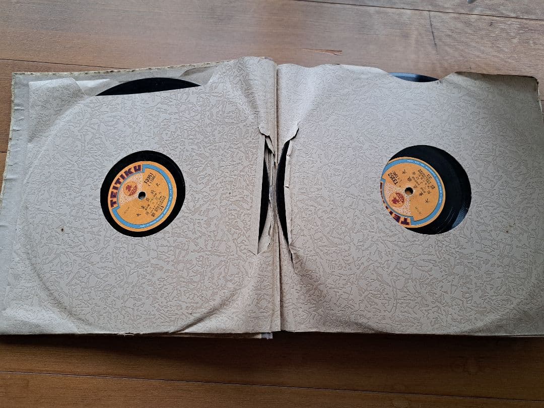 古物　大東亜戦史　レコード盤10枚セット　解説書付き