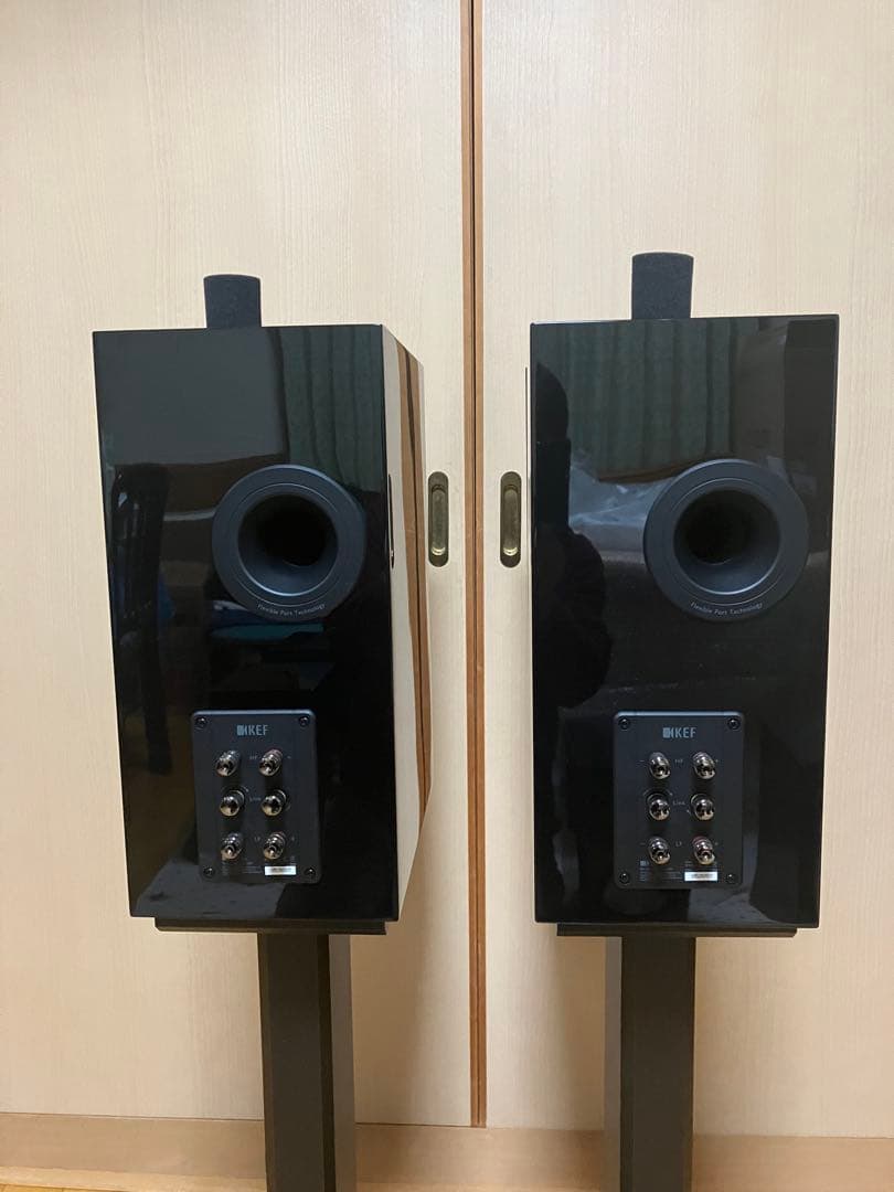 KEF R3 スピーカーペア　Black Gloss