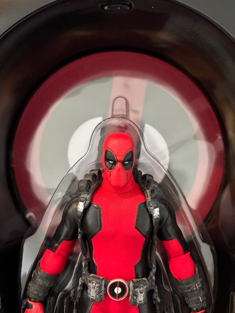 【正規品】デッドプール MEZCO ONE:12 フィギュア