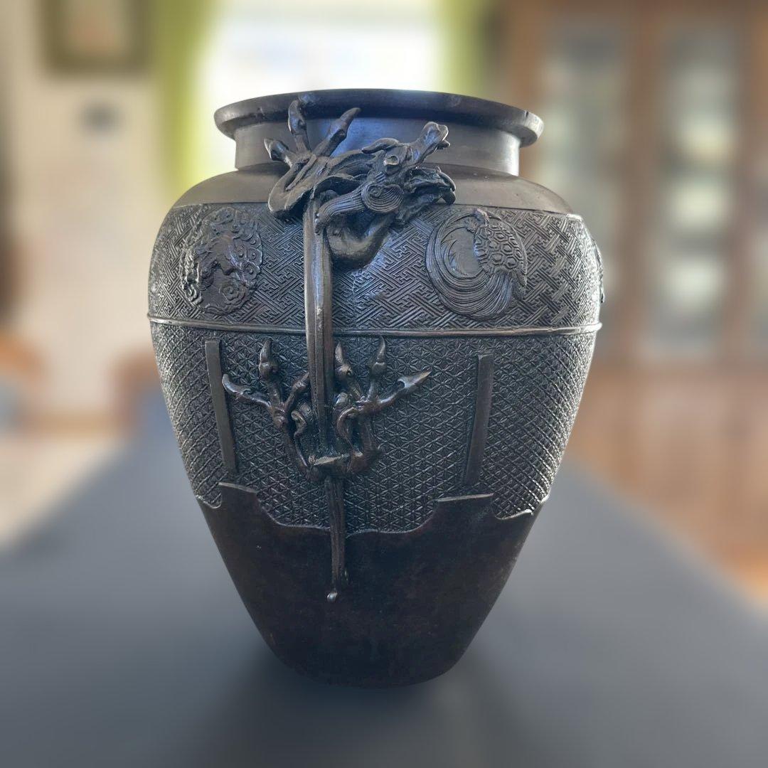 【アンティーク　骨董品】真鍮製　銅製耳付き花瓶　龍　鳳凰　茶道具　銅鉄器　縁起物