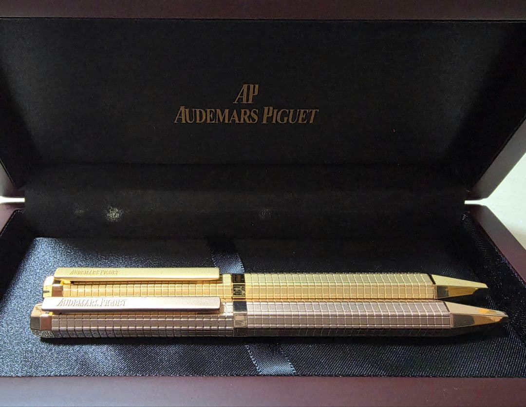 オーデマピゲ　ボールペン　イエロー・ローズゴールド　2本セット　箱付き　新品