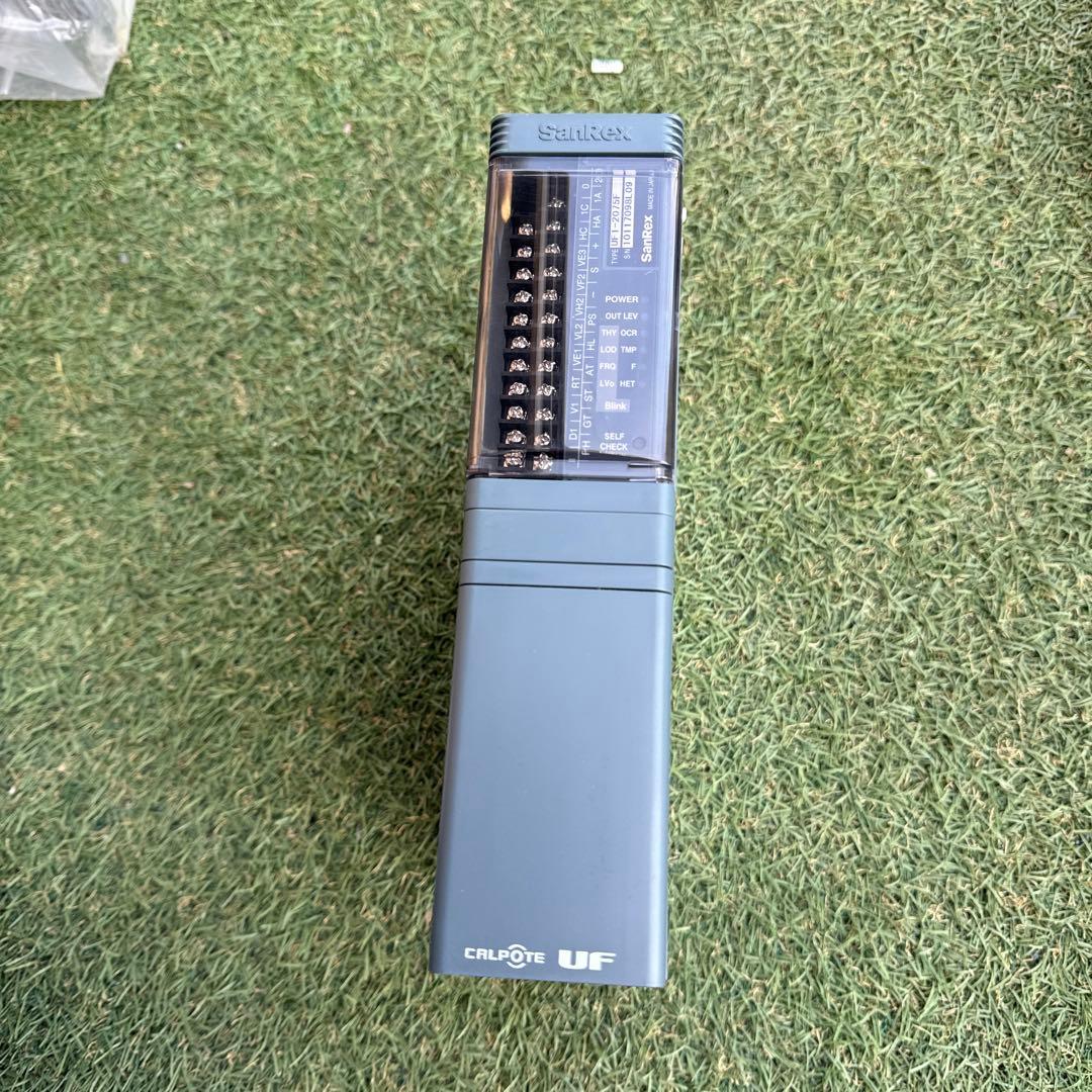 新品同様UF1-2075F サイリスタ式電力調整器 SanRex保証付き