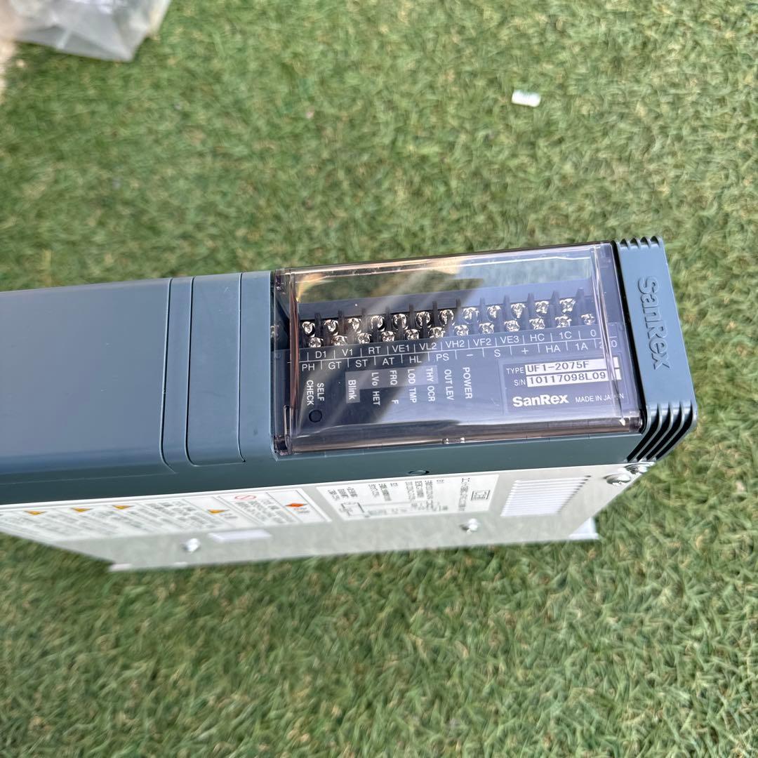 新品同様UF1-2075F サイリスタ式電力調整器 SanRex保証付き