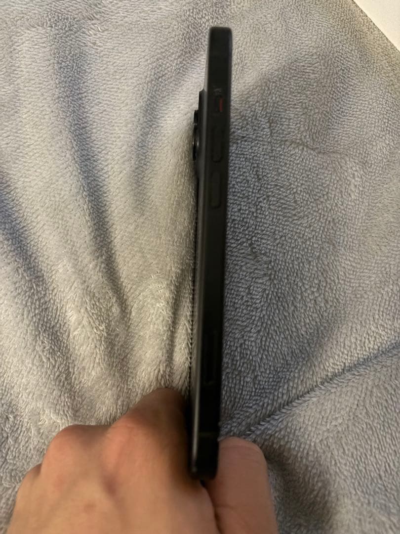 む*ん様 Apple iPhone 15ミッドナイト 本体