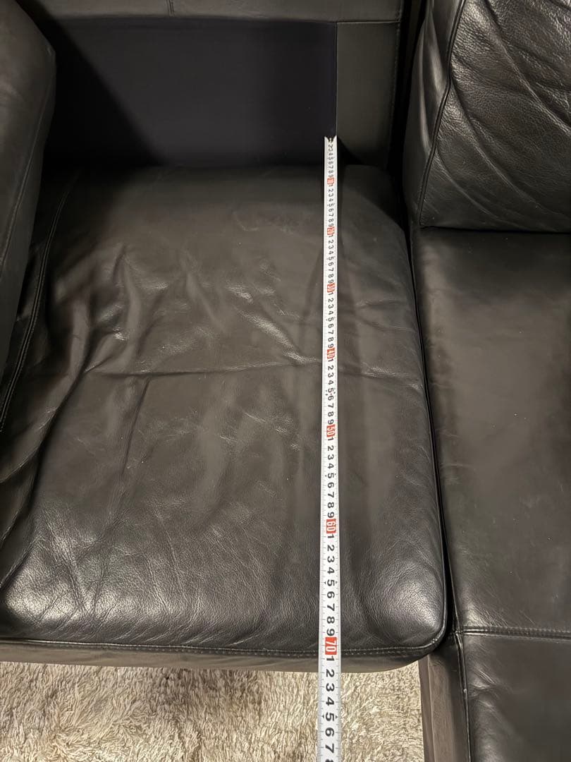 黒のレザーコーナーソファ　大塚家具